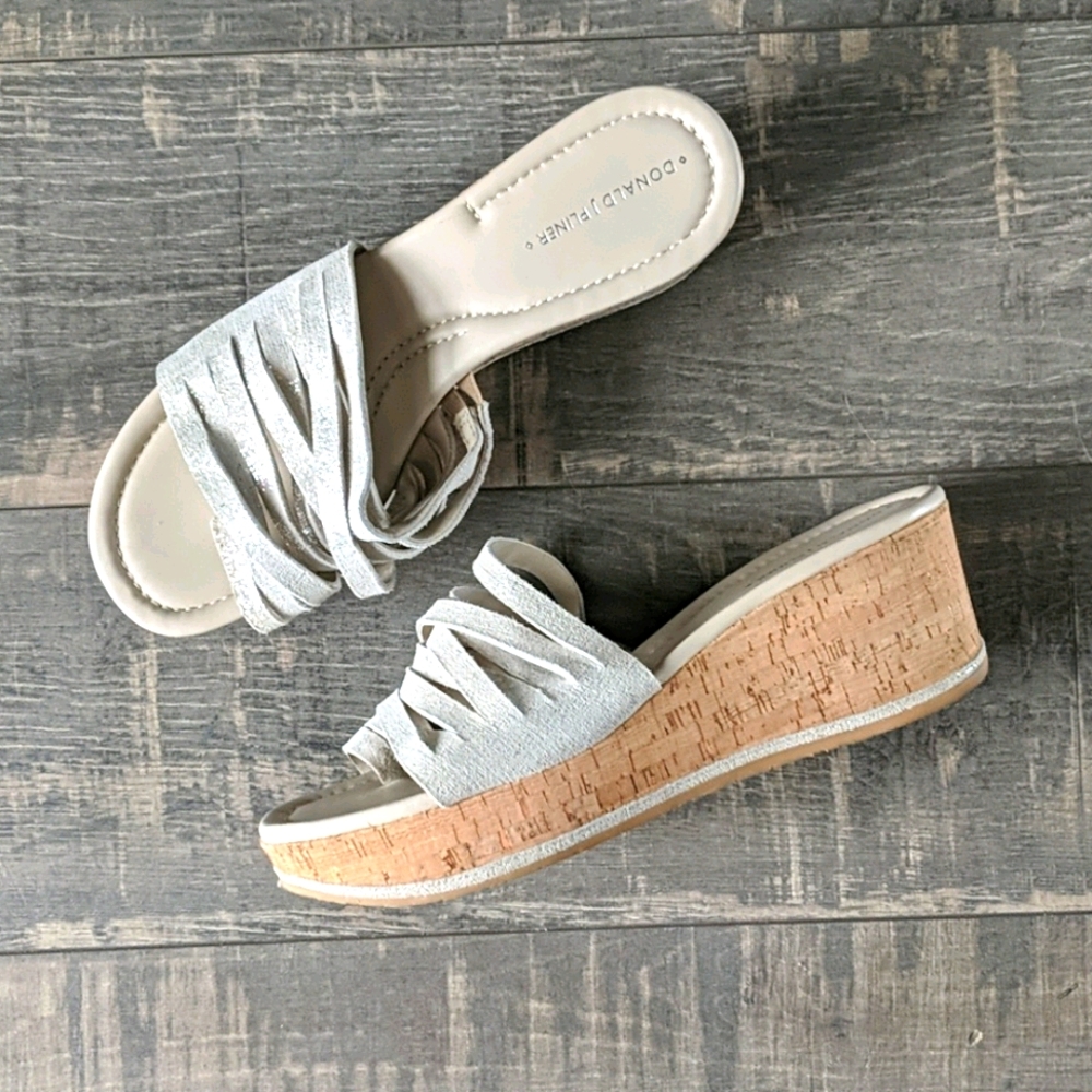 Donald J Pliner Sheena2 Strappy Wedge BX46